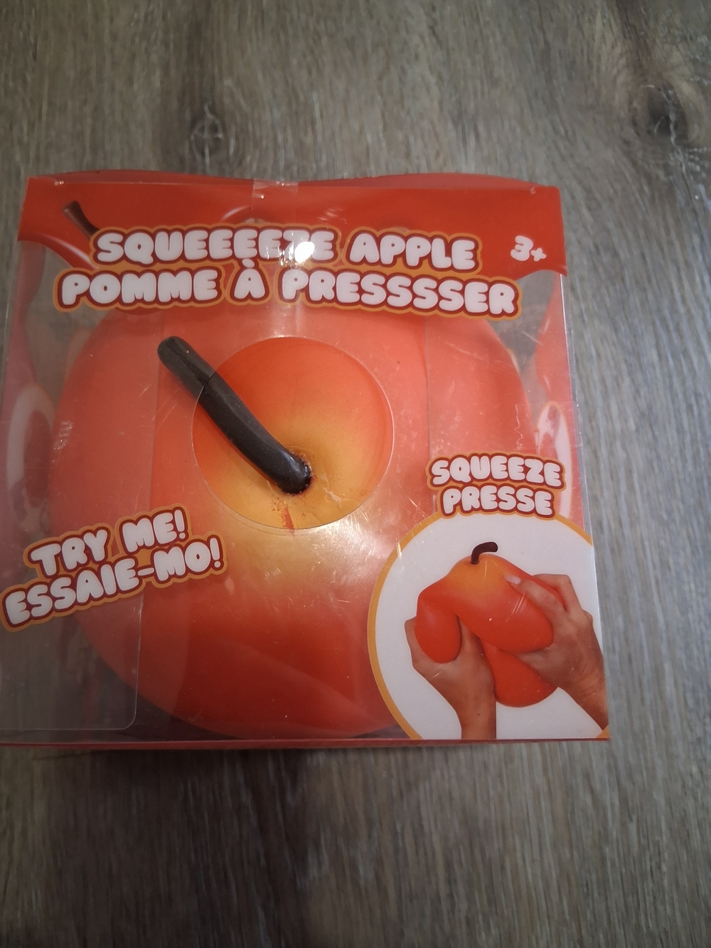 Squeeeeeze Apple Squeeze Toy Apple Red